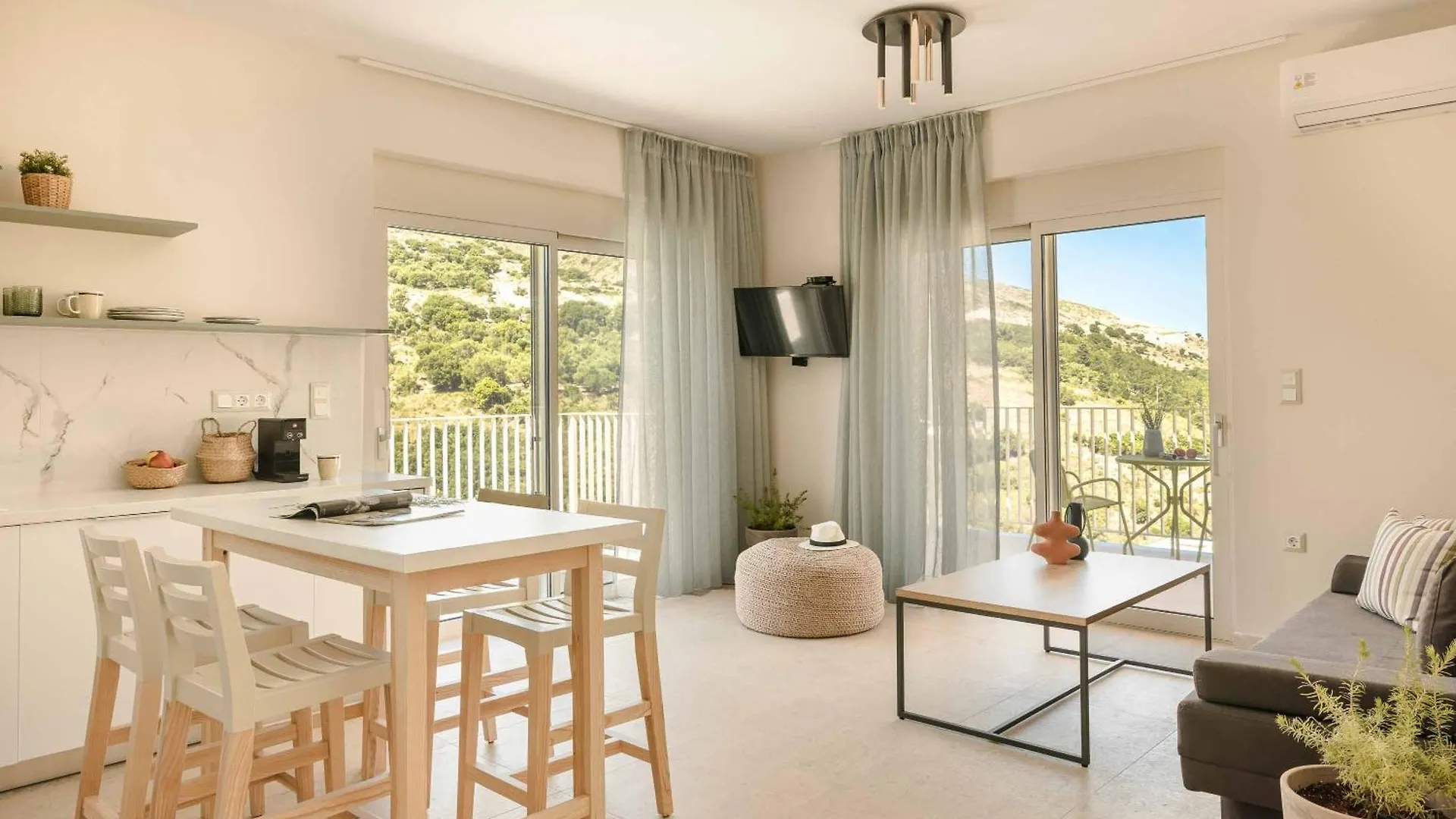 Ostria Villa Divarata
